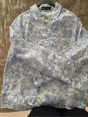 Zara “Designeresque” Light Blue Floral Button-Up Shirt